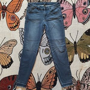 Just USA Distressed Cuff Size 28 Skinny Jeans